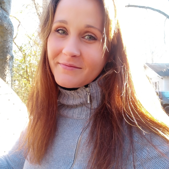 Meet your Posher, Beee - Picture 4 of 7